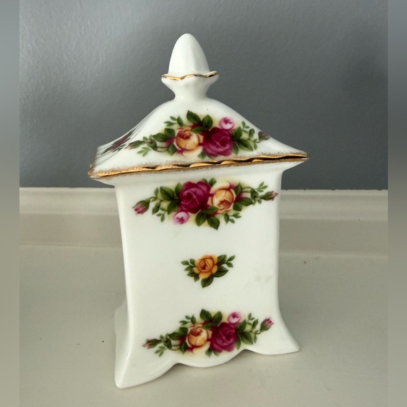 Royal Albert Old Country Rose small Carriage Clock - Picture 3 of 3